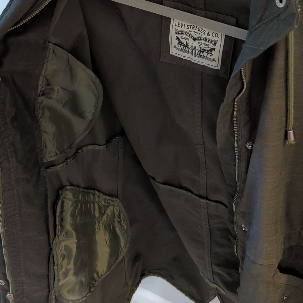 Levi jacket - Picture 10 of 11